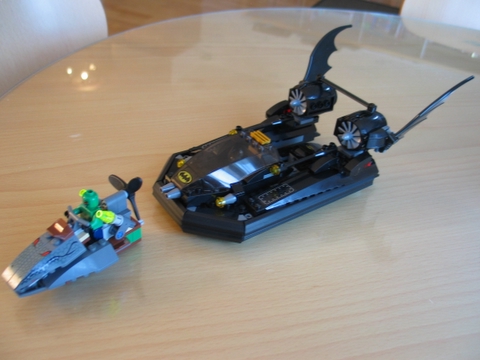 Review: 7780 Batman - The Batboat: Hunt for Killer Croc - LEGO