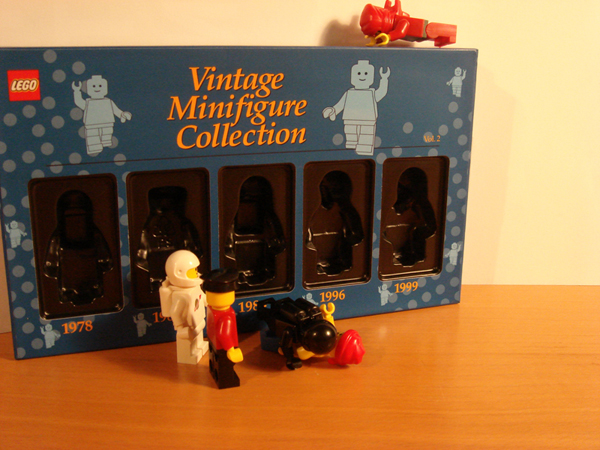 Vintage Minifigure Collection Vol.2 - Special LEGO Themes