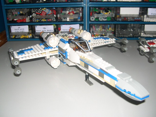 X-wing azul