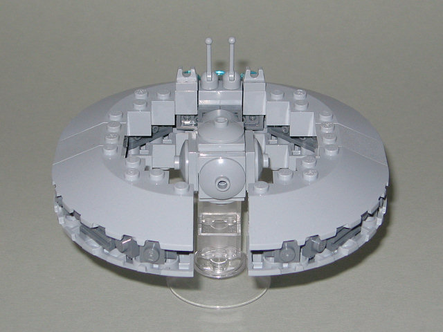 lucrehulk-battleship-2.jpg