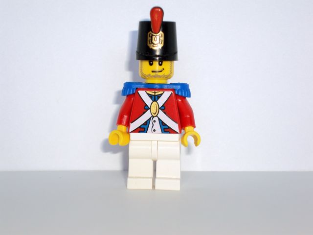 New Genuine LEGO Pirate Minifig Pirates 6239 