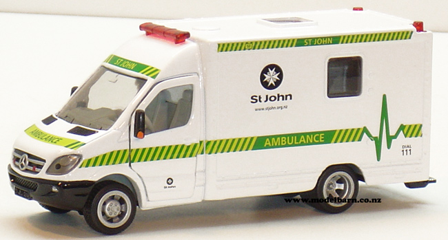 ambulance_stjohn_siku2108nz.jpg