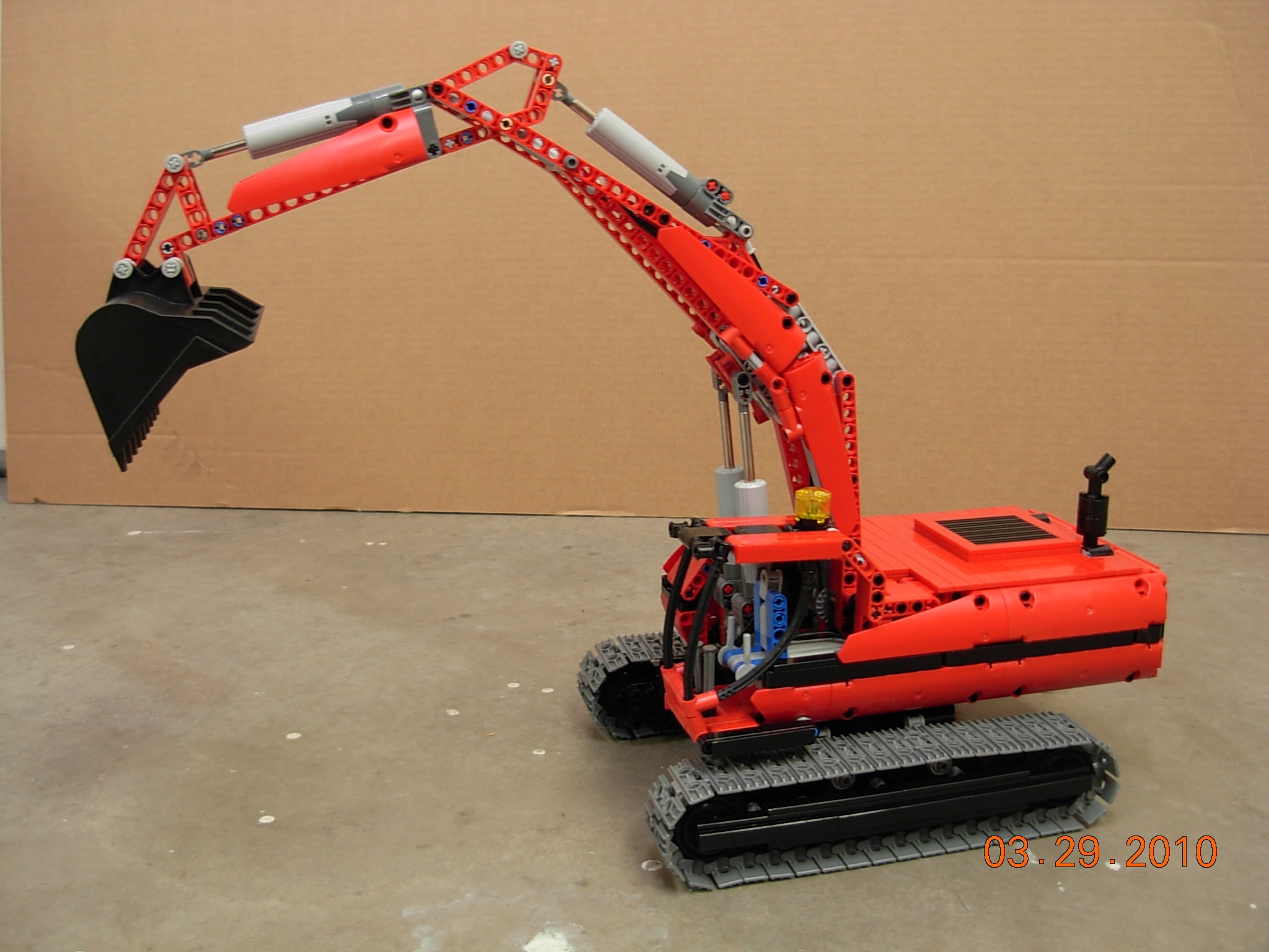 lugtfri Et centralt værktøj, der spiller en vigtig rolle Latterlig 8043 Excavator in RED - LEGO Technic, Mindstorms, Model Team and Scale  Modeling - Eurobricks Forums