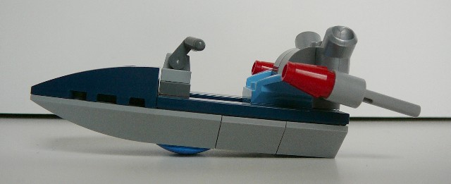 speedboat_left.jpg
