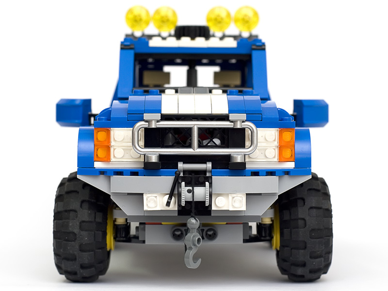 Обзор набора LEGO Creator 5893 «Мощный внедорожник»  Img_4895_800px