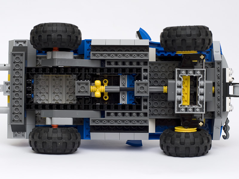 Обзор набора LEGO Creator 5893 «Мощный внедорожник»  Img_4896_800px