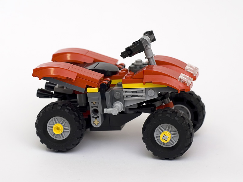 Обзор набора LEGO Creator 5893 «Мощный внедорожник»  Img_4905_800px