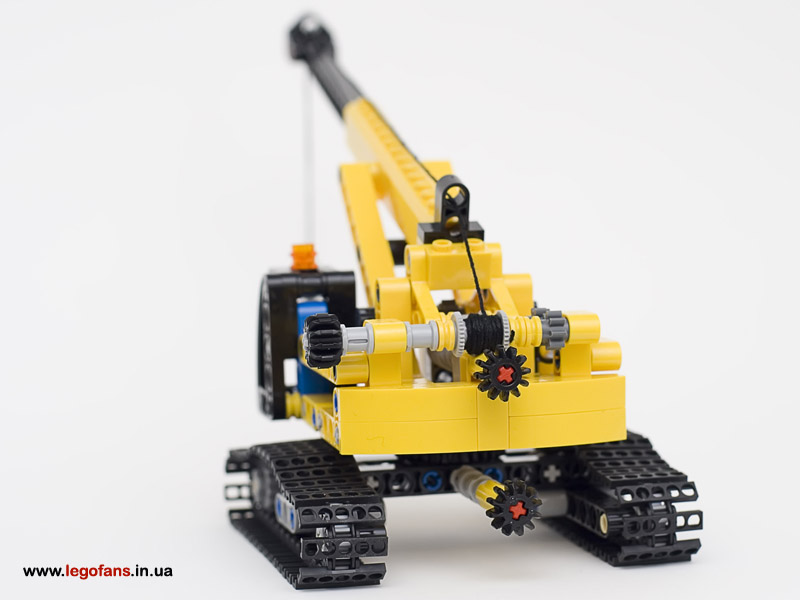 Обзор набора LEGO Technic 9391 "Гусеничный кран" Img_4921_800px