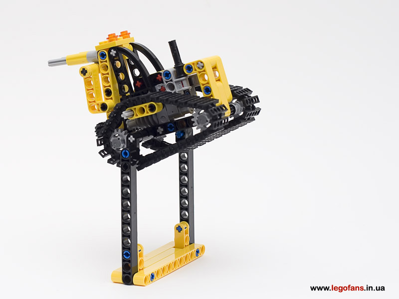 Обзор набора LEGO Technic 9391 "Гусеничный кран" Img_4965_800px