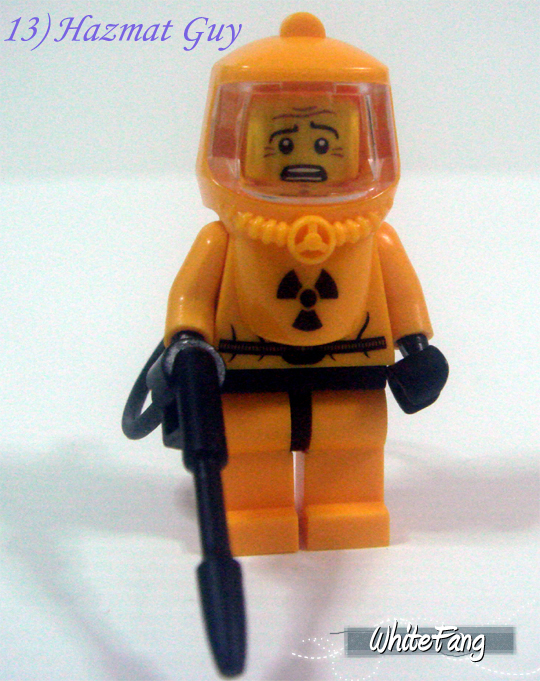 col04-13 collectibles New lego hazmat guy series 4 from set 8804 