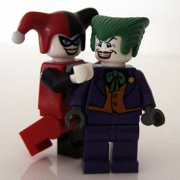 Review: 7886 Batman - The Batcycle: Harley Quinn's Hammer Truck - LEGO  Licensed - Eurobricks Forums
